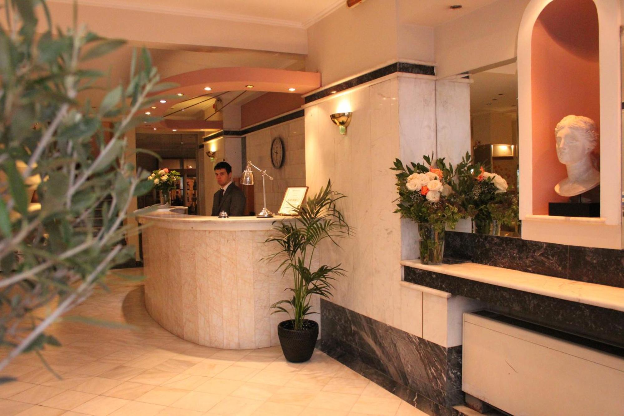 Achillion Hotel Athena Bagian luar foto