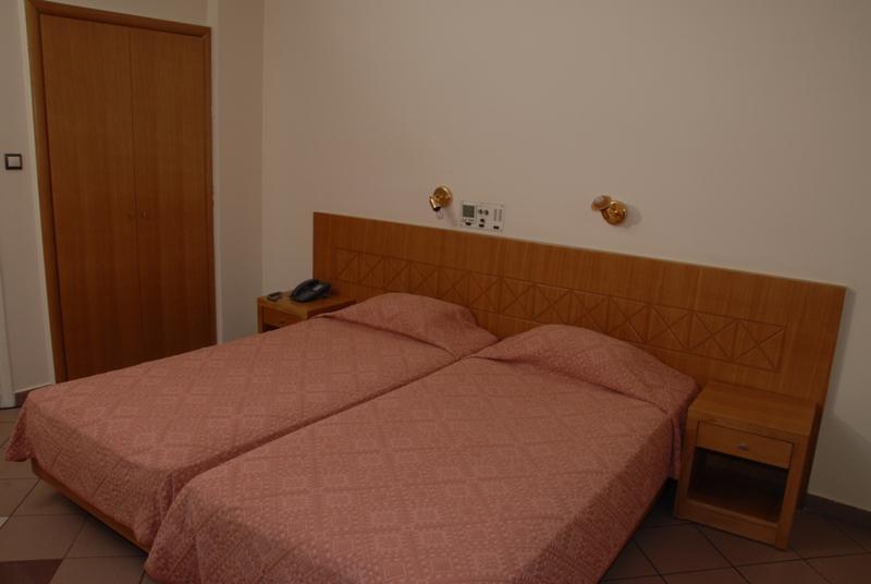 Achillion Hotel Athena Ruang foto